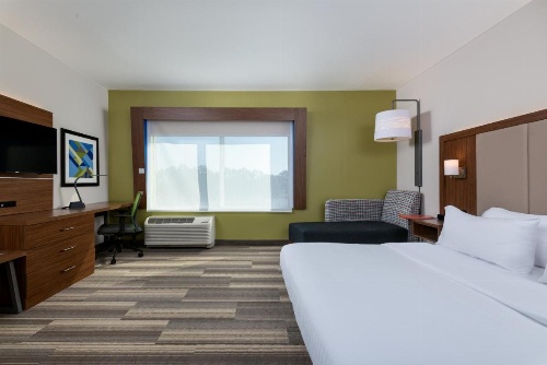 Holiday Inn Express Queensbury - Lake George Area image 6