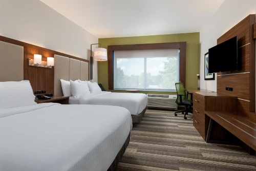 Holiday Inn Express Queensbury - Lake George Area image 8