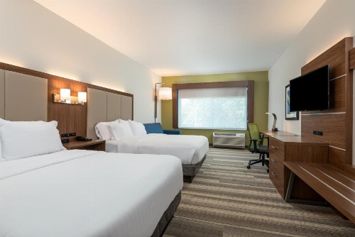 Holiday Inn Express Queensbury - Lake George Area image 9
